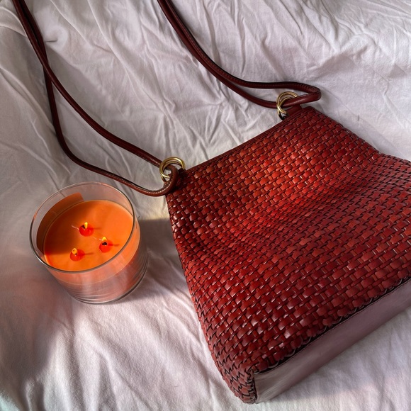 Preston and York Genuine Woven Leather Bag - Picture 5 of 6